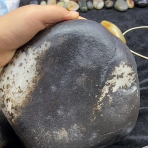 实***哥未镶嵌和田玉（糖玉）挂件