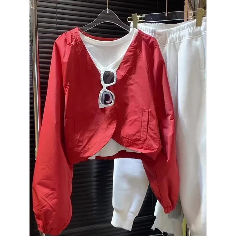高级感时尚百搭红色短款长袖防晒衬衫2025年春季新款气质韩系穿搭