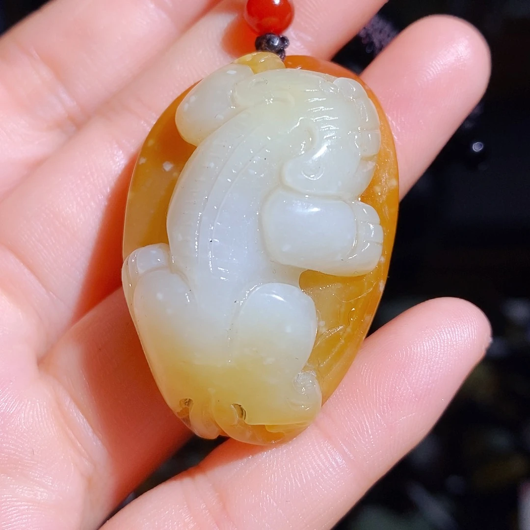 和田玉颈饰未镶嵌