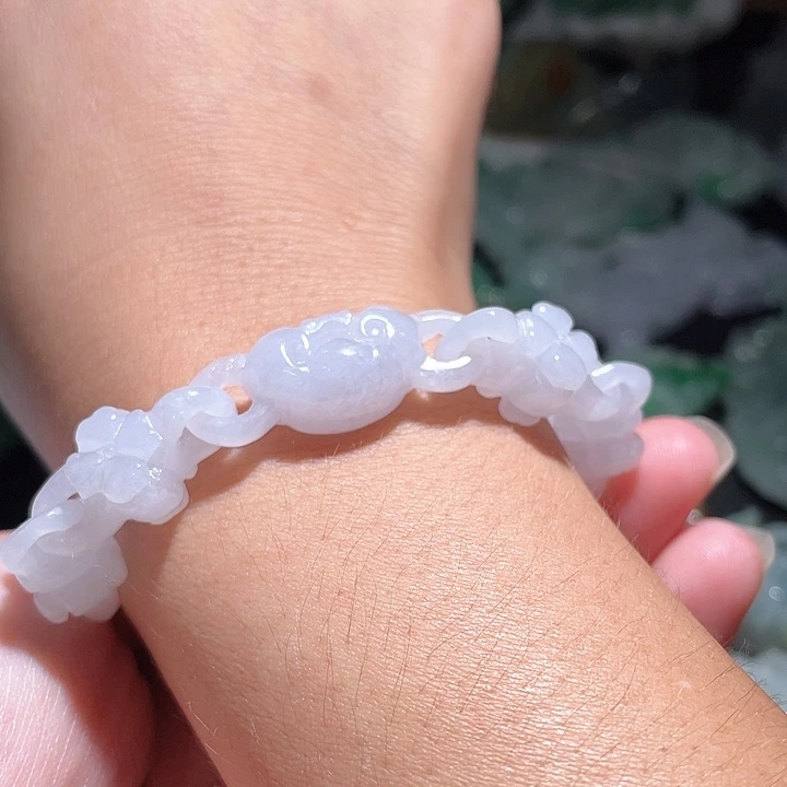 颈饰未镶嵌翡翠天