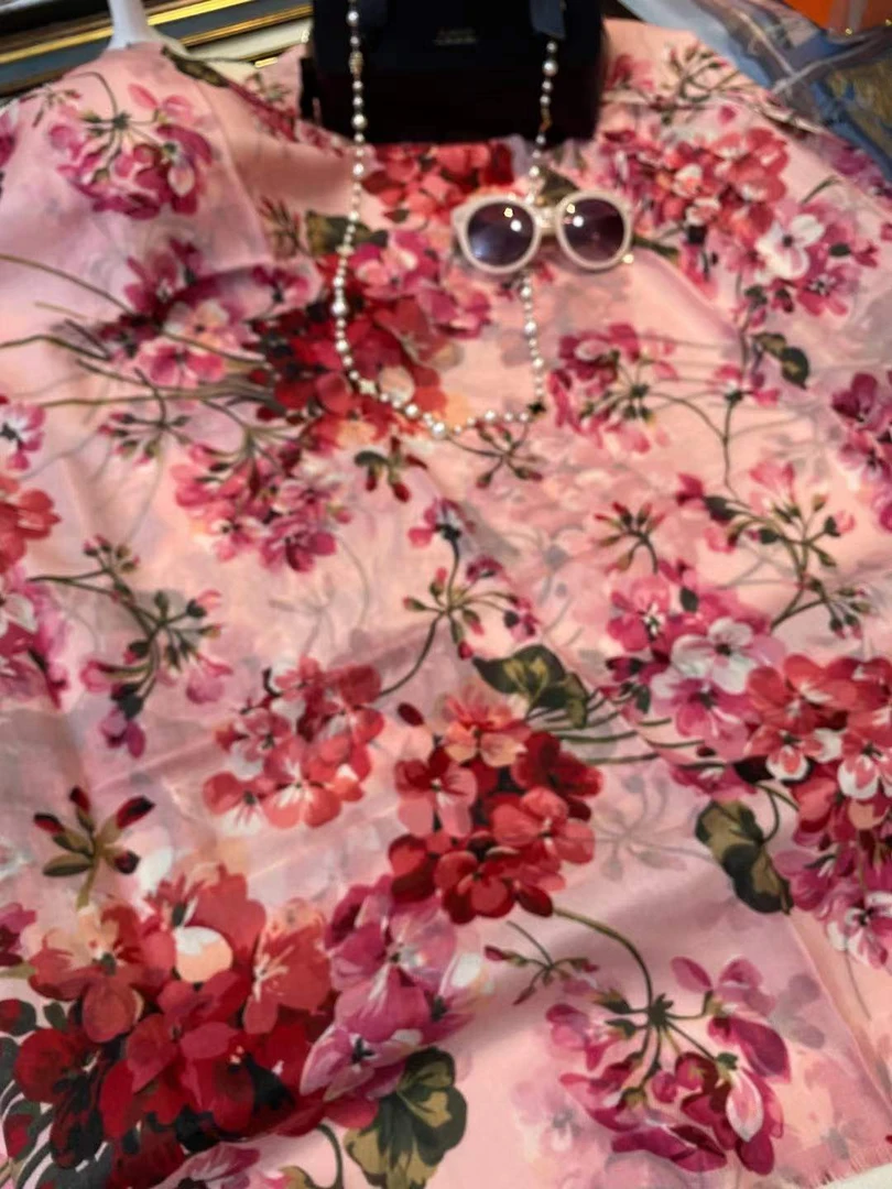 樱花粉色戒指绒羊绒围巾