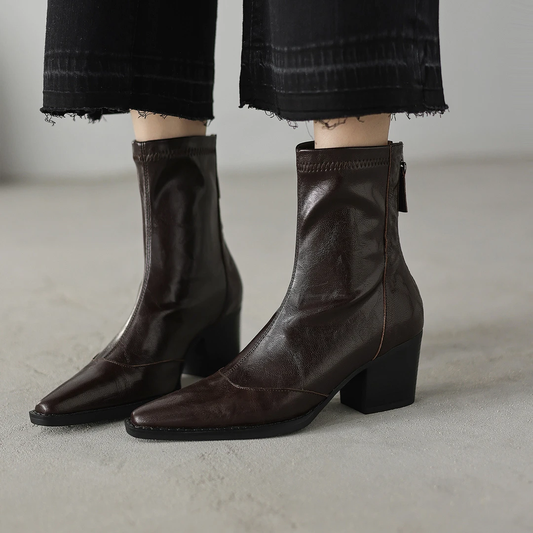 诗宝斐尔~羊皮高跟尖头弹力瘦瘦靴短靴女粗跟复古马丁靴短筒单靴