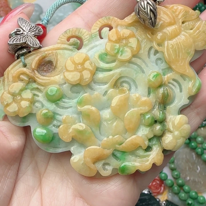 翡翠未镶嵌颈饰天然A货90