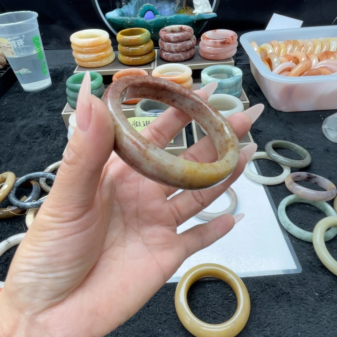 爱***起石英质玉未镶嵌1123456789