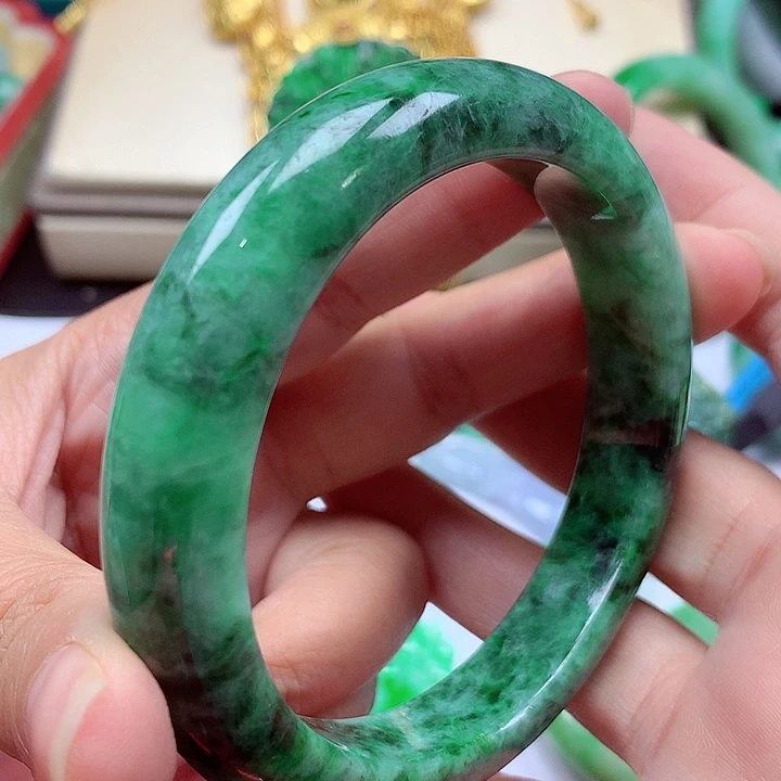 未镶嵌手镯翡翠翡翠