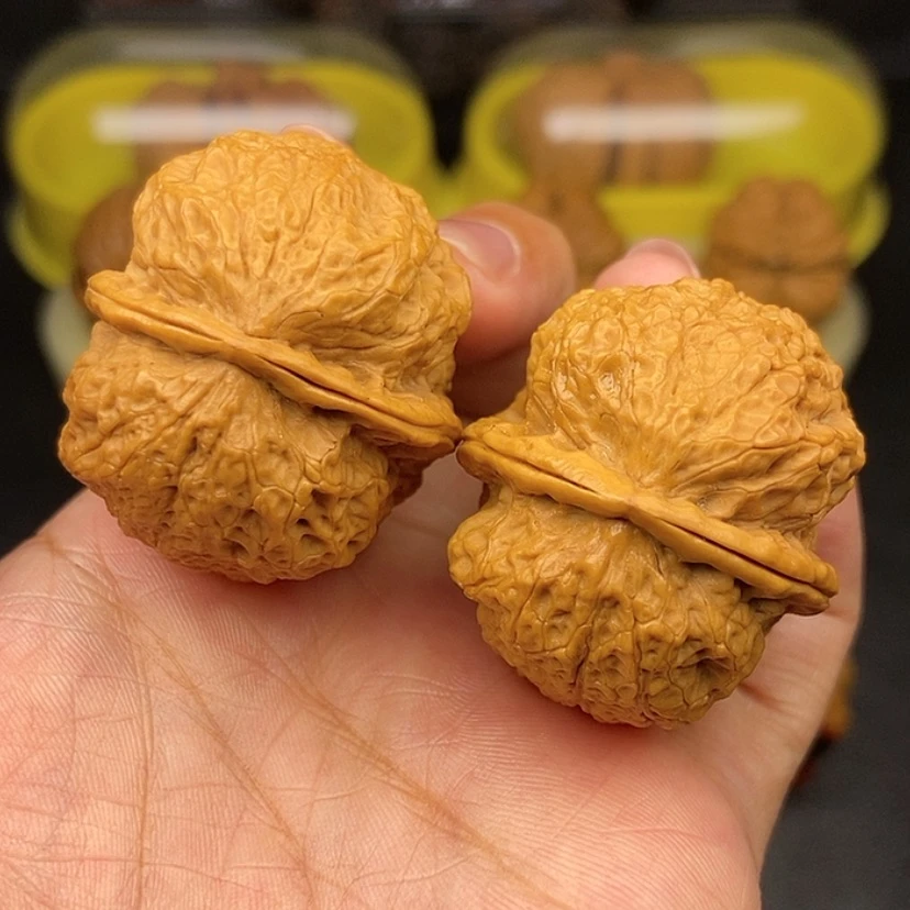 【闪购商品】文玩核桃手串38尺饕餮金蟾