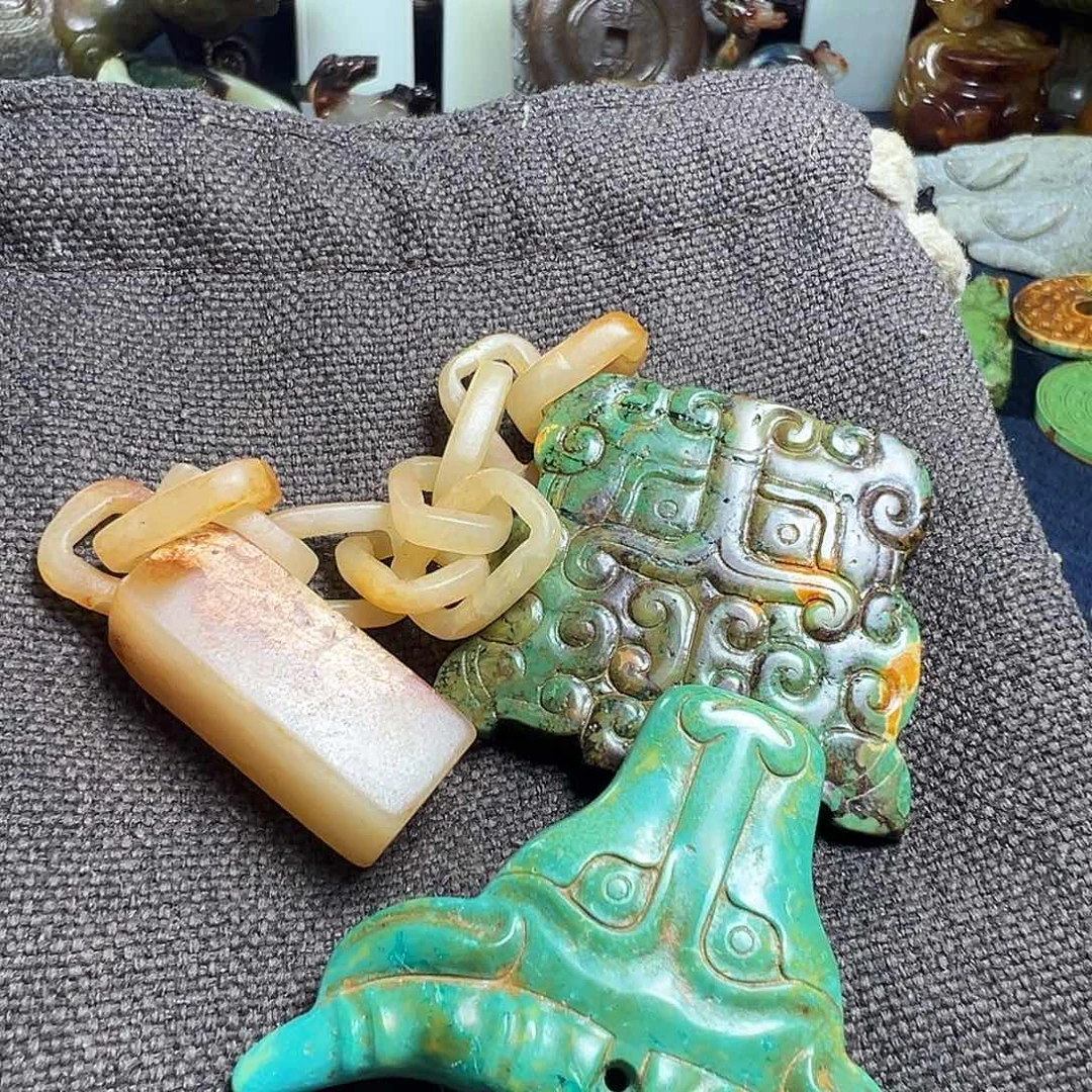 李***茶摆件新号开播一漏到底