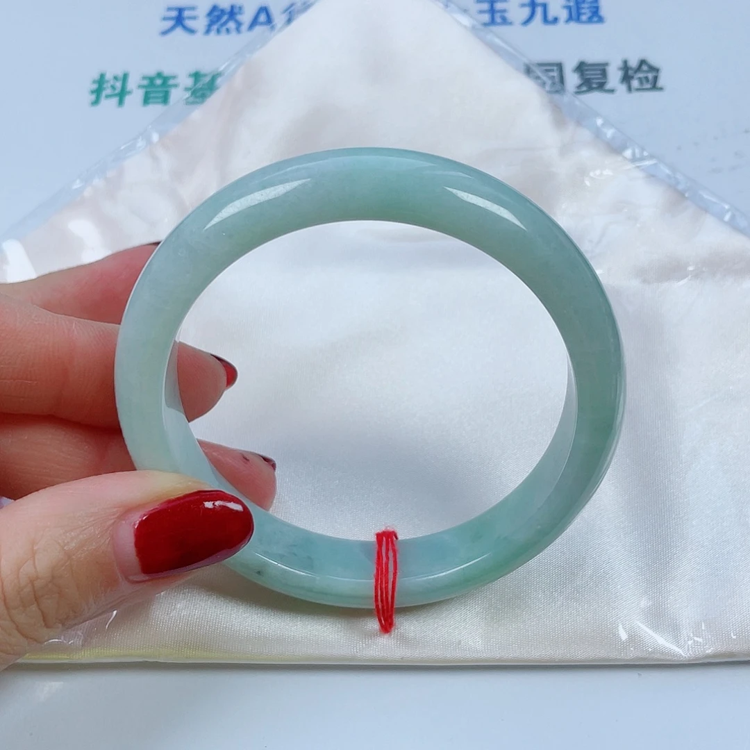 翡翠未镶嵌手镯圈口60.8宽13厚8.6