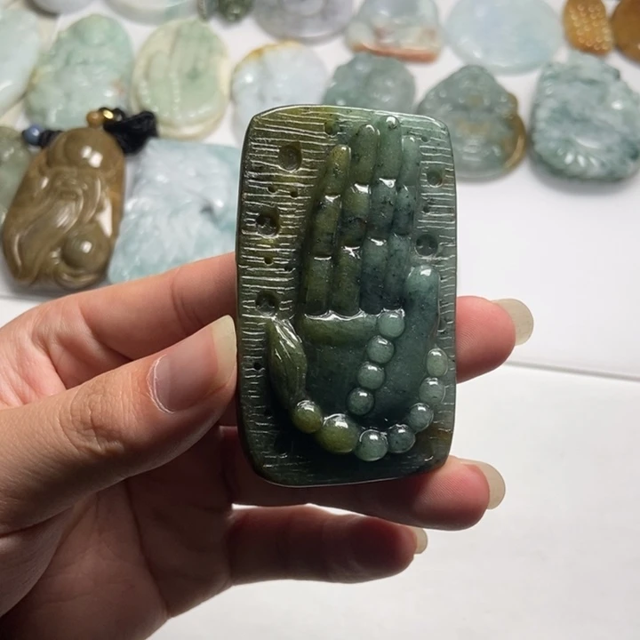 翡翠未镶嵌颈饰佛手28