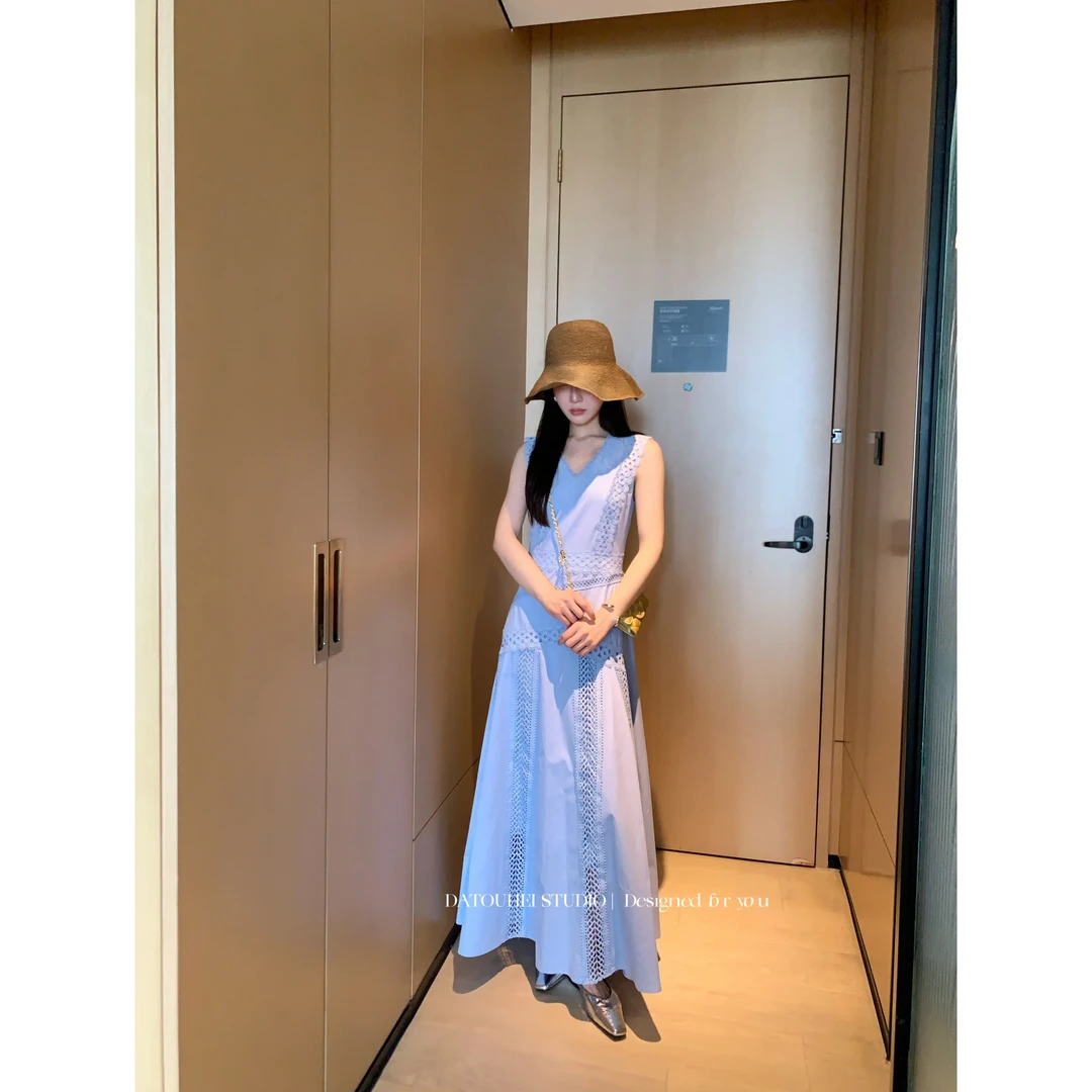 大头黑STUDIO【夏日物语】2025女夏镂空花边无袖连衣裙D225Q04398