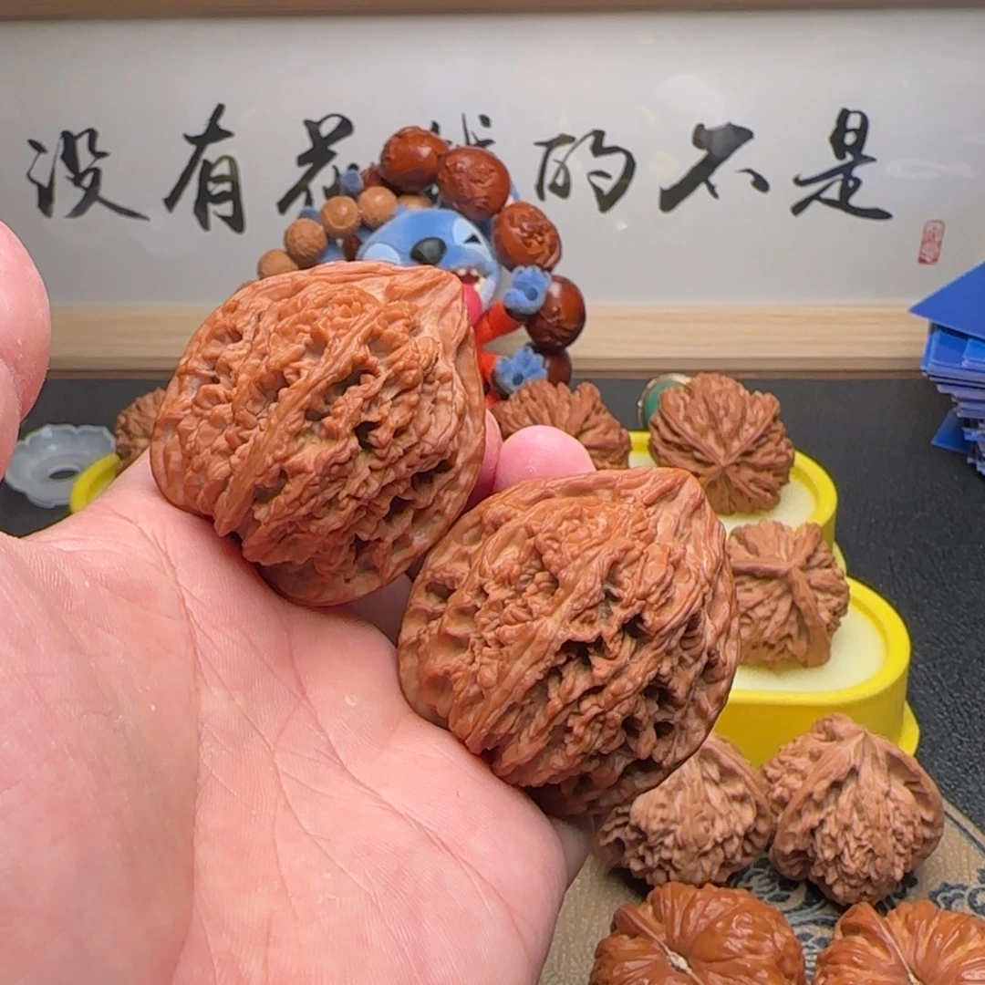 吊坠文玩核桃野生九龙筋
