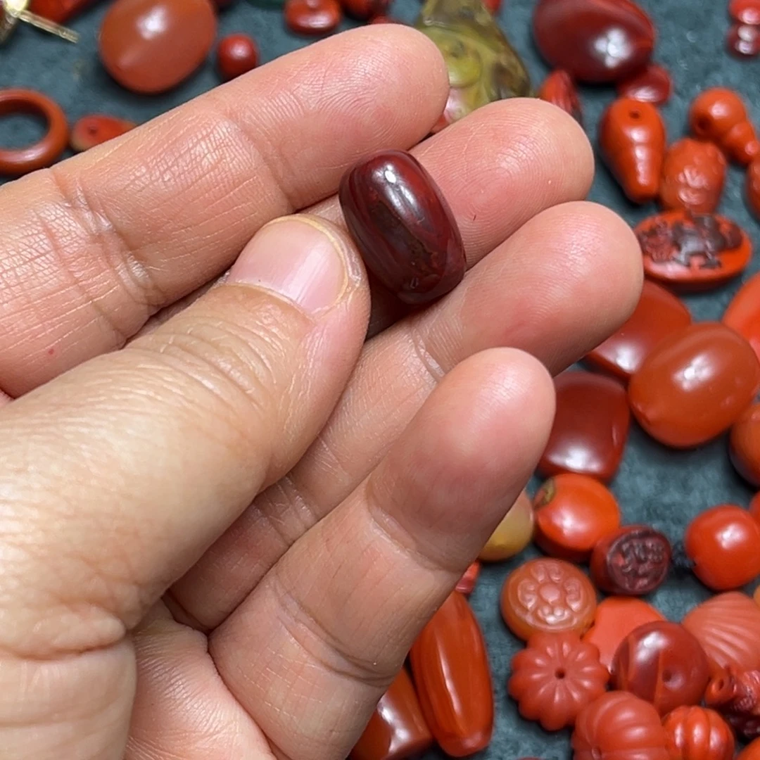 南红玛瑙未镶嵌颈饰