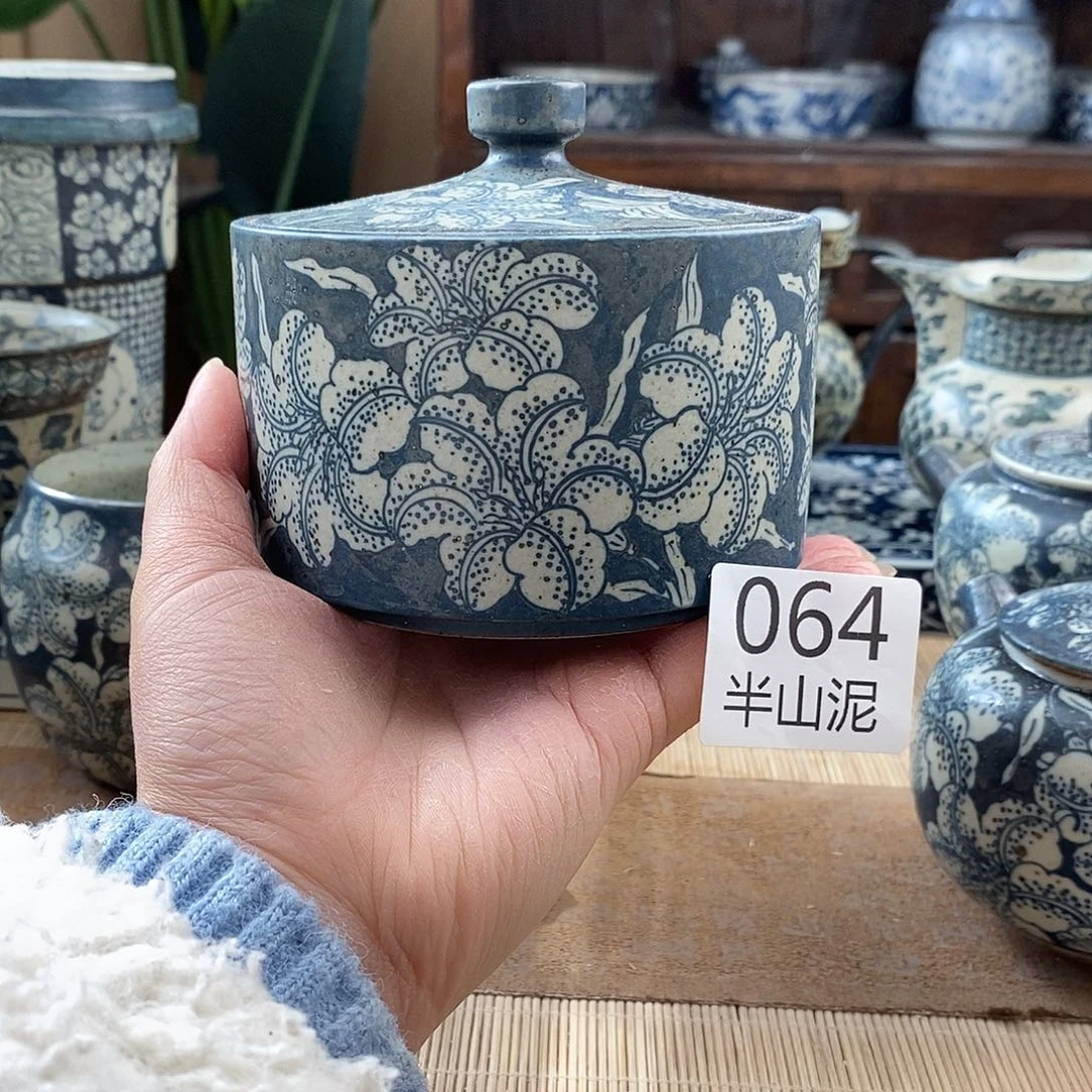 手工手绘青花陶瓷