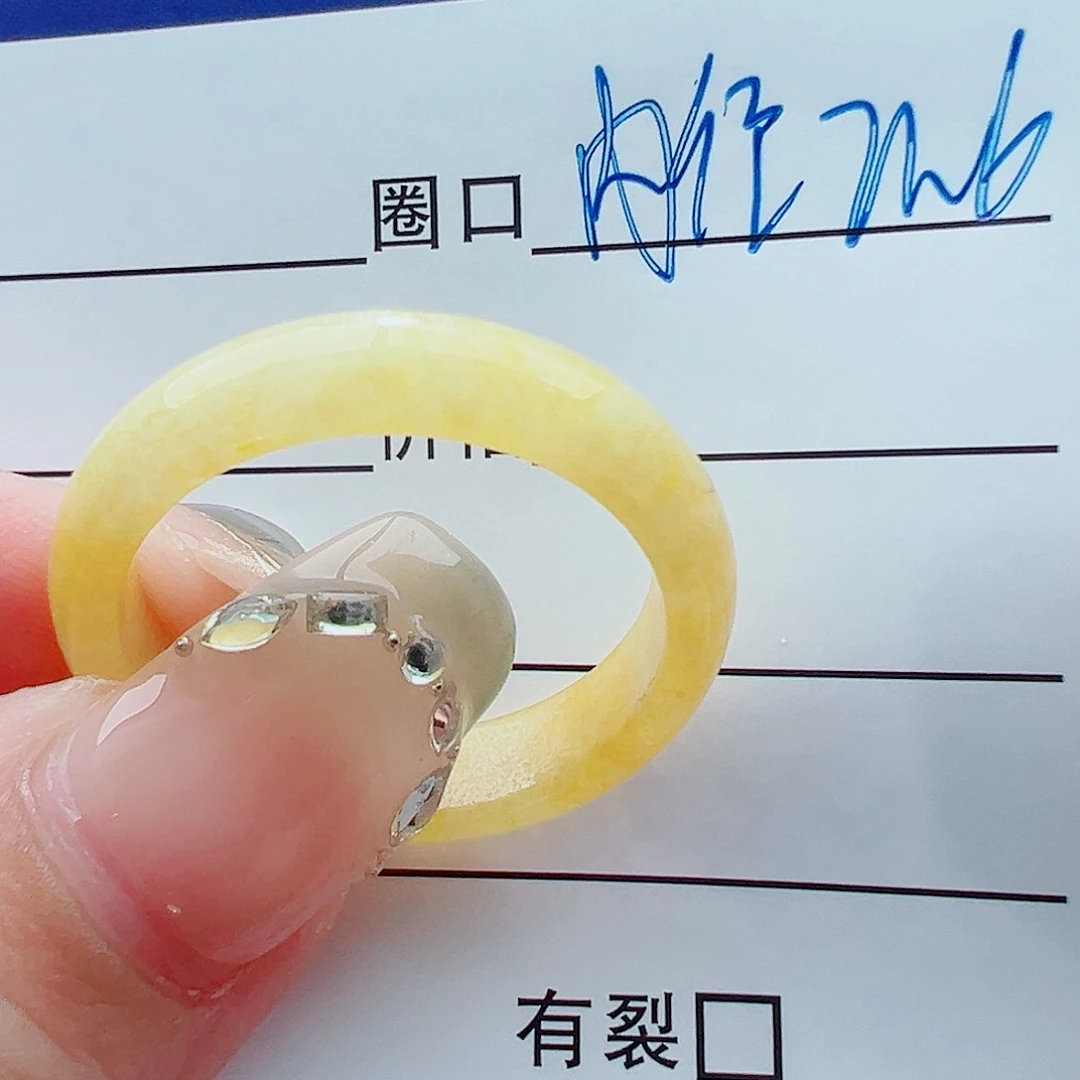 未镶嵌戒指翡翠有****！戒圈