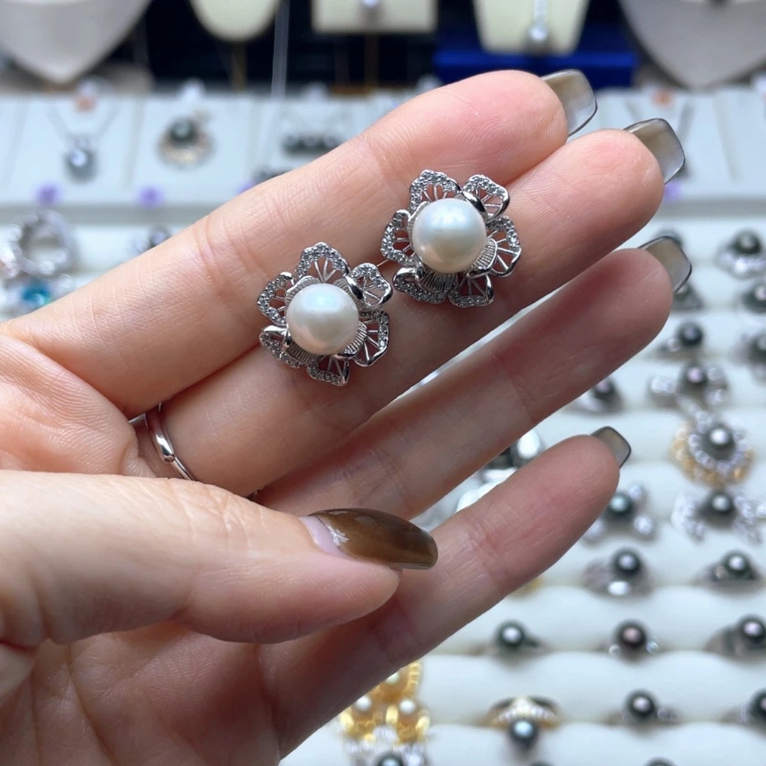 银S925镶嵌耳饰淡水珍珠