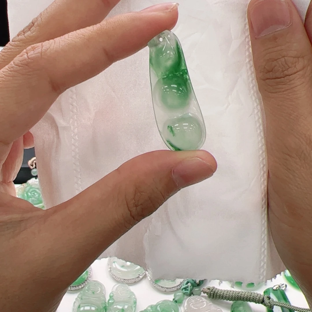 石英质玉未镶嵌吊坠(不含链)