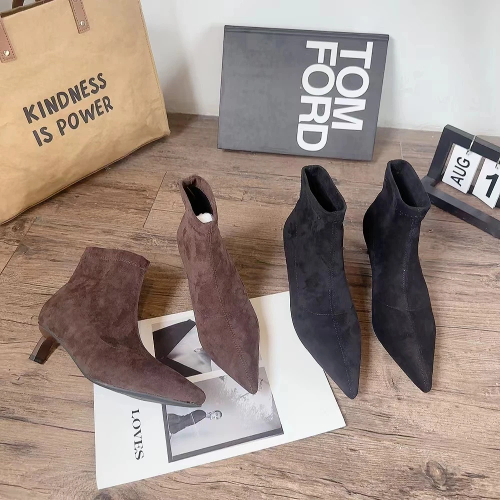 D156-10新款尖头矮跟舒适百搭矮筒时装靴