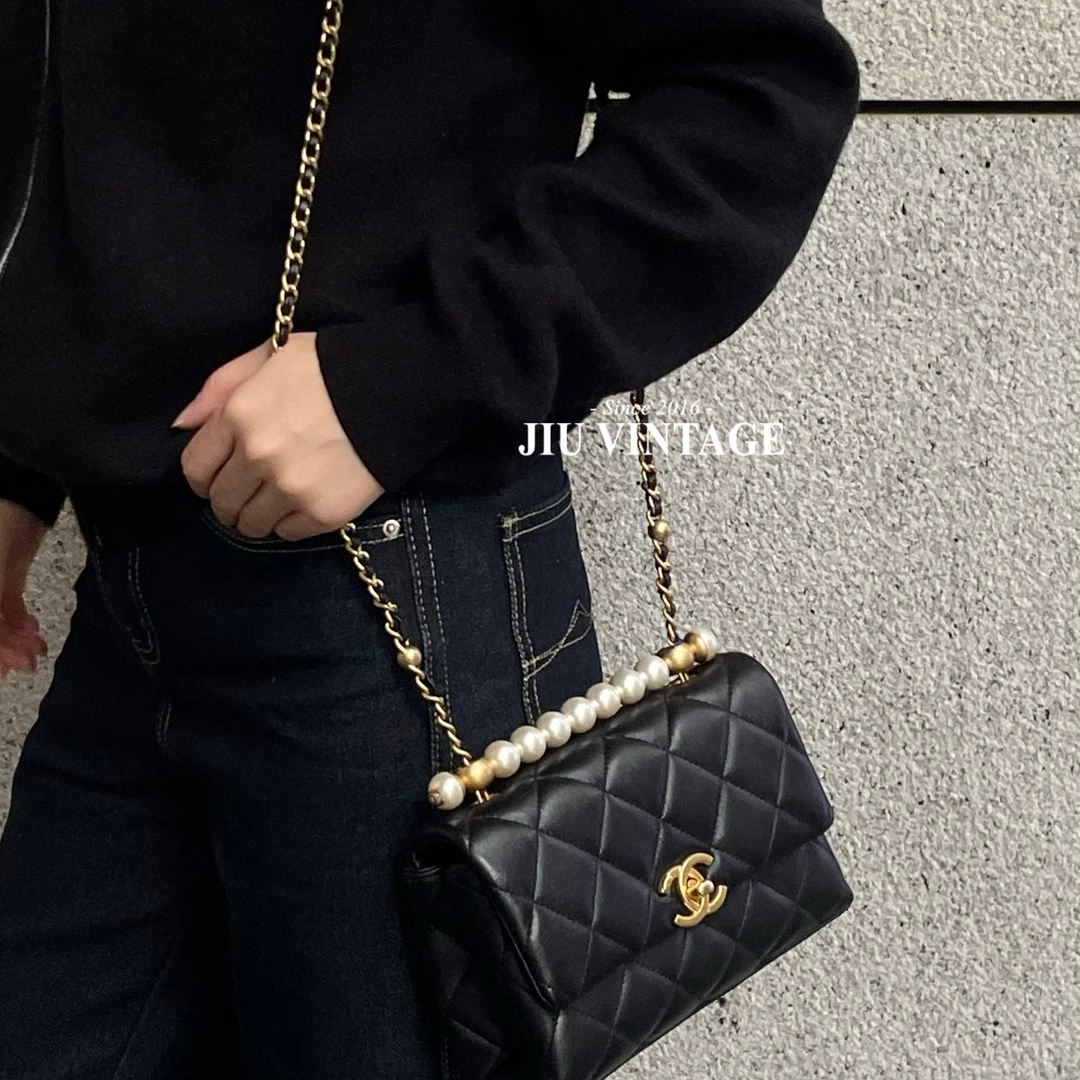 99新 Chanel/香奈儿 24A黑色羊皮珍珠手柄方胖子芯片款BJM20-0315