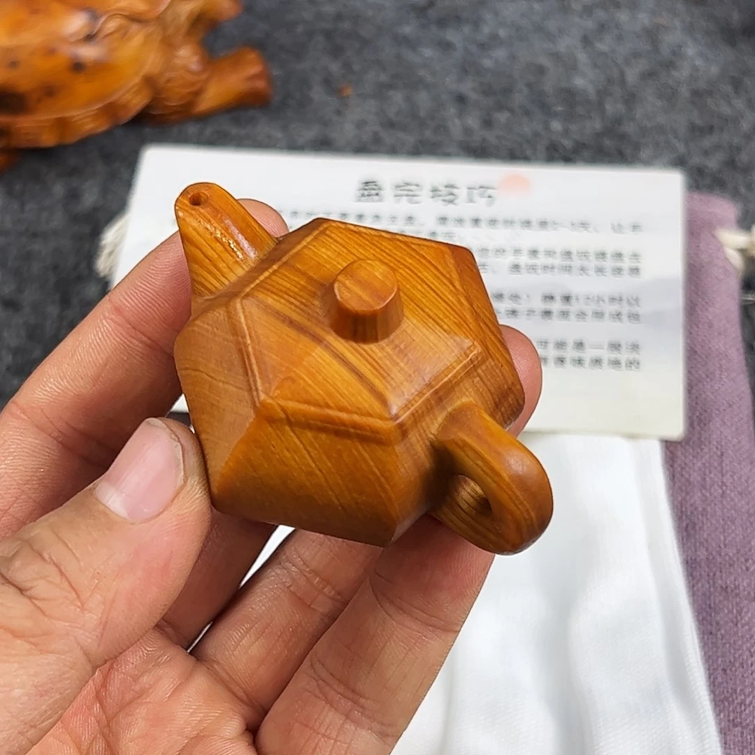 柏木太行崖柏壶手把件