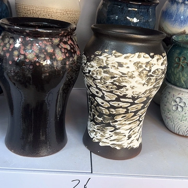 红陶口15.5高28。。。。。。。。