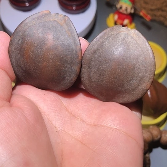 橄榄核把件练手地焖橄榄