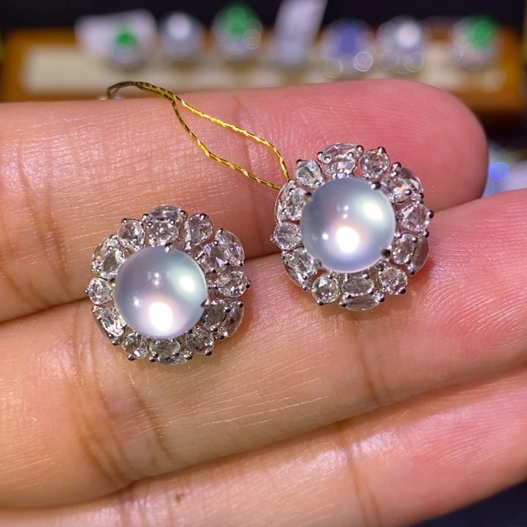 【闪购商品】吊坠(不含链)18K金镶嵌翡翠