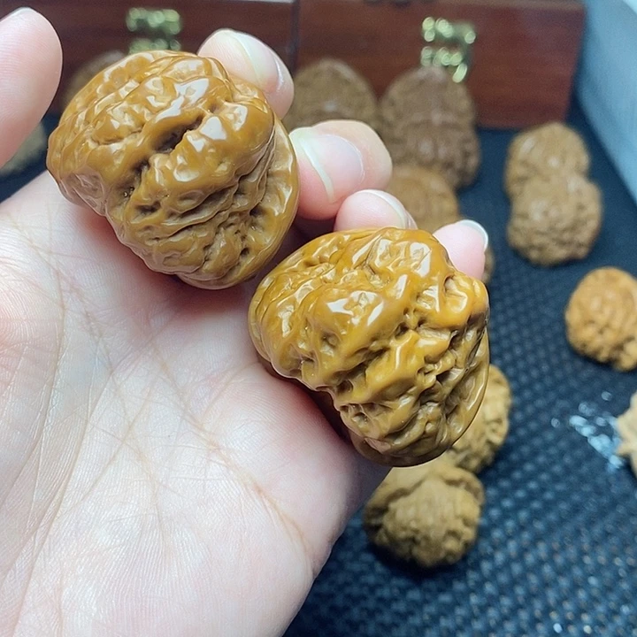 文玩核桃把件41蛤蟆头