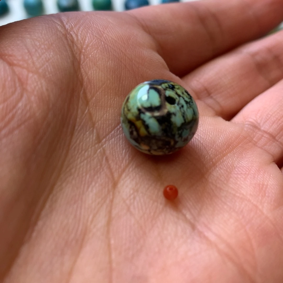 南红玛瑙未镶嵌珠宝奇石