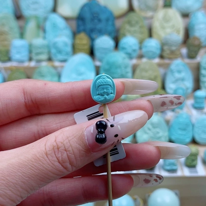 绿松石未镶嵌珠宝奇石