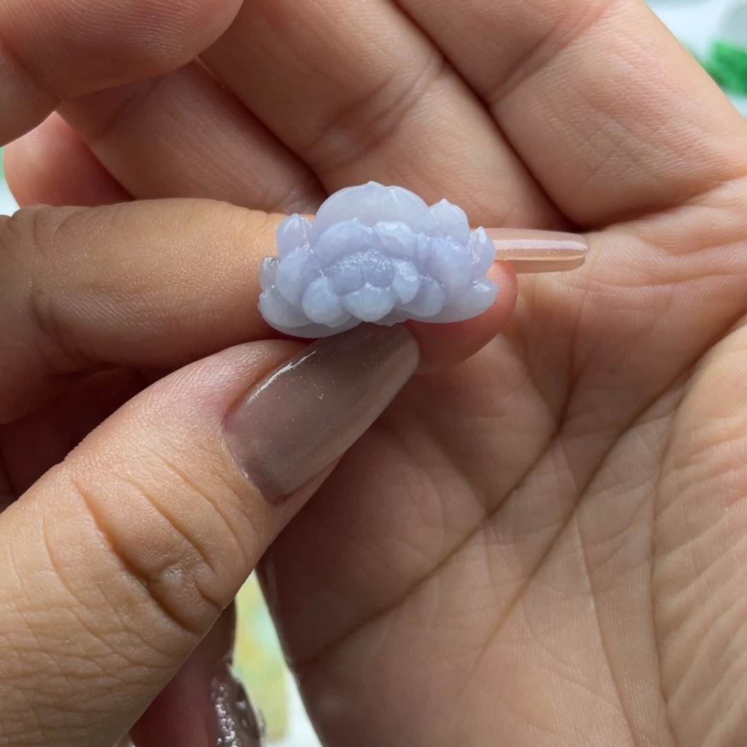 未镶嵌定制翡翠莲花