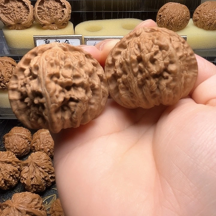 把件文玩核桃白狮子44