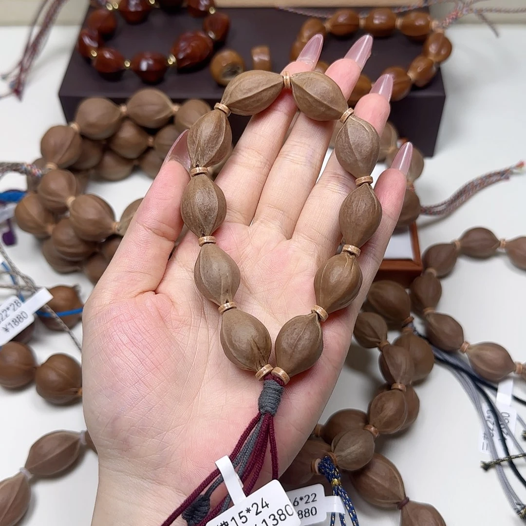 橄榄核手串/手链三面佛15.24