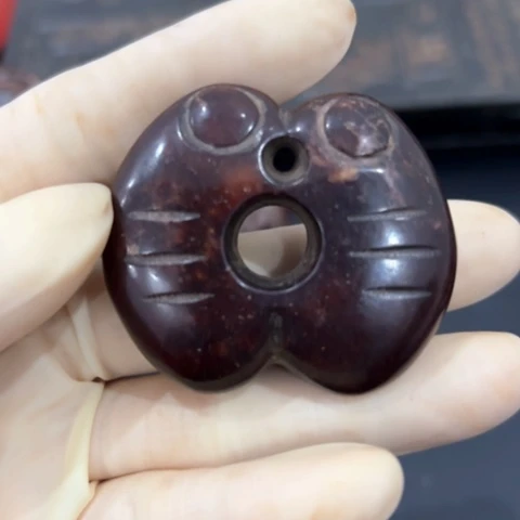 吊坠滴血莲花菩提