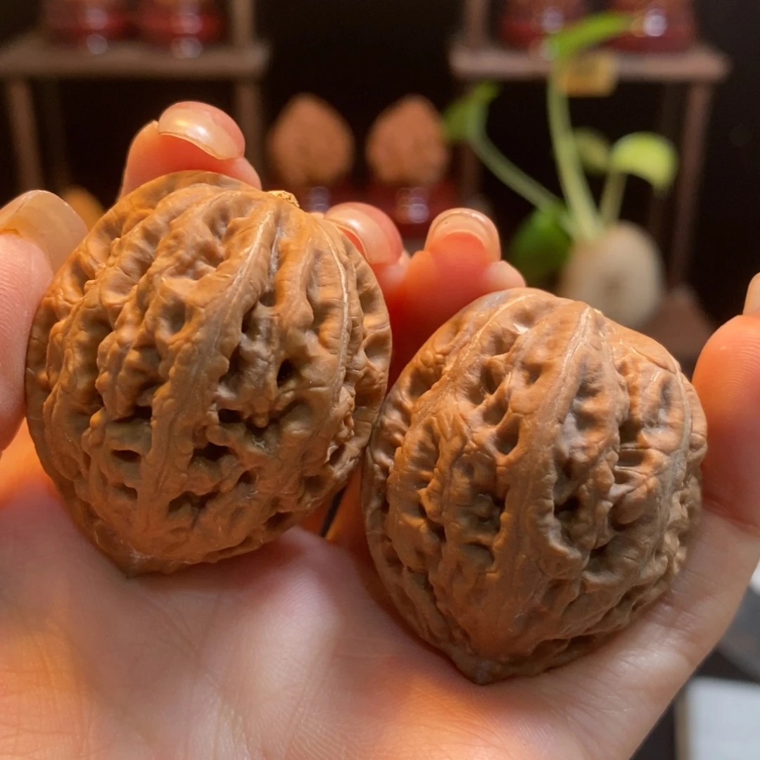 李***r文玩核桃吊坠核天下10