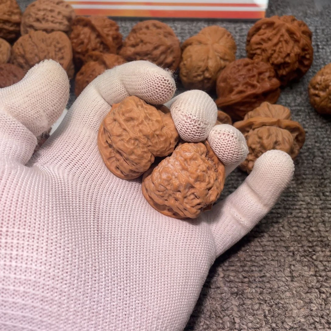 猴头核桃把件蛤蟆