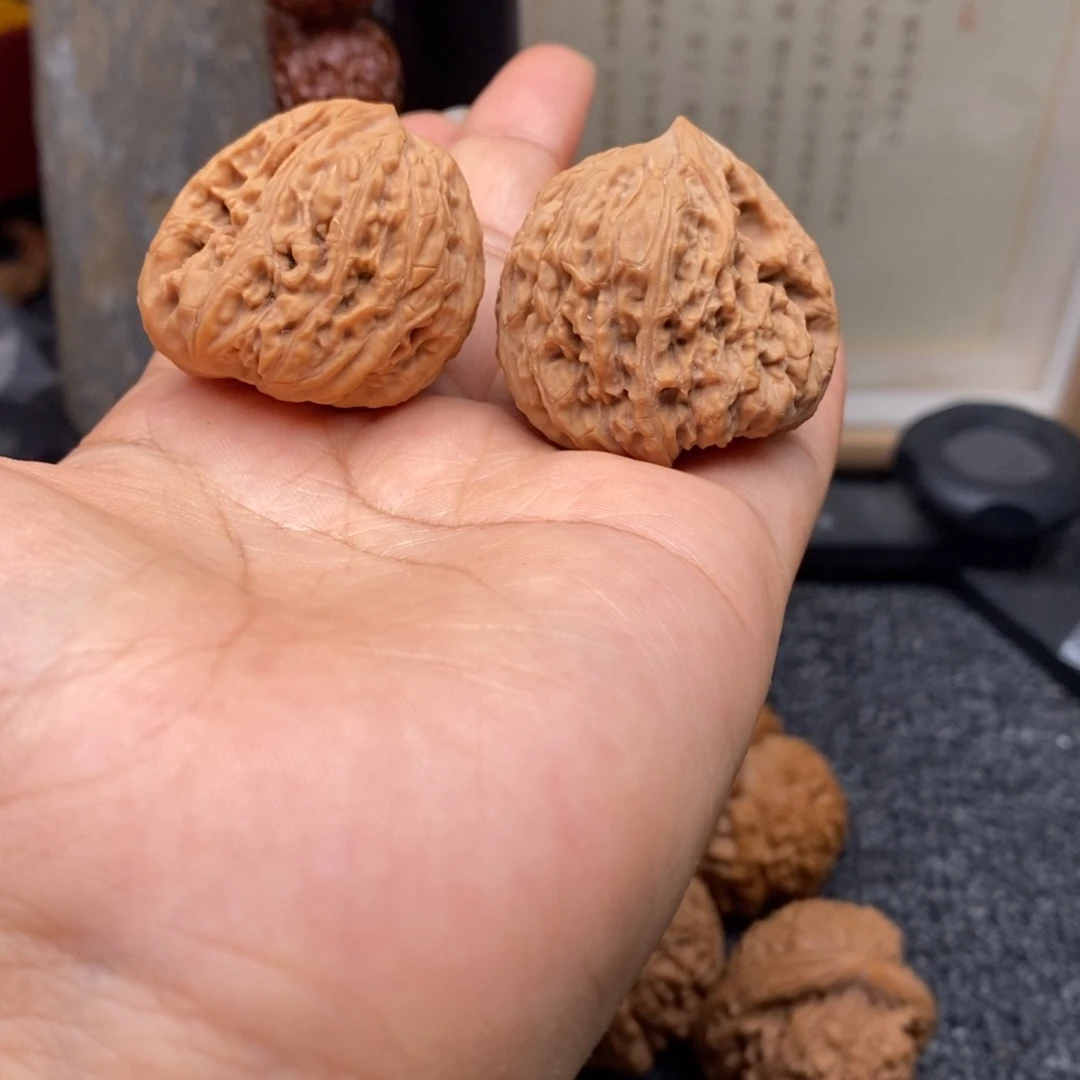 文玩核桃把件南疆异形