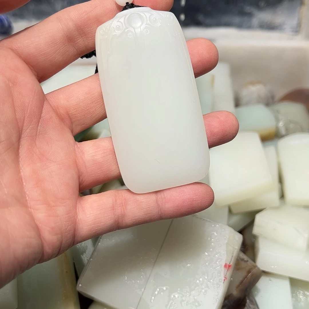 和田玉颈饰未镶嵌L**~