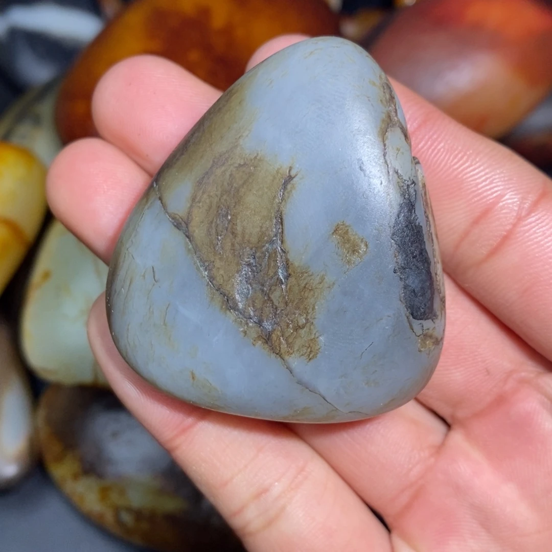 和田玉未镶嵌珠宝奇石