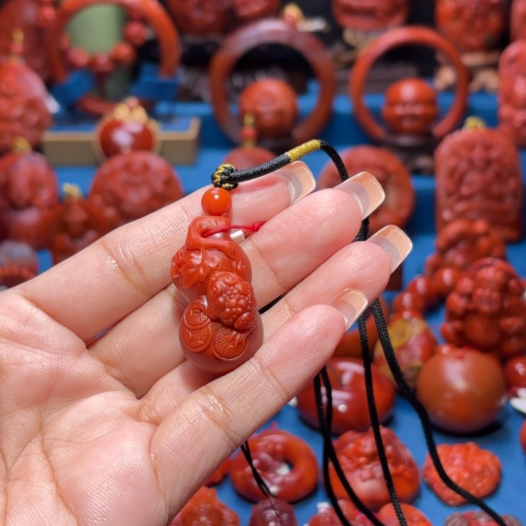 未镶嵌雕刻南红玛瑙?****?