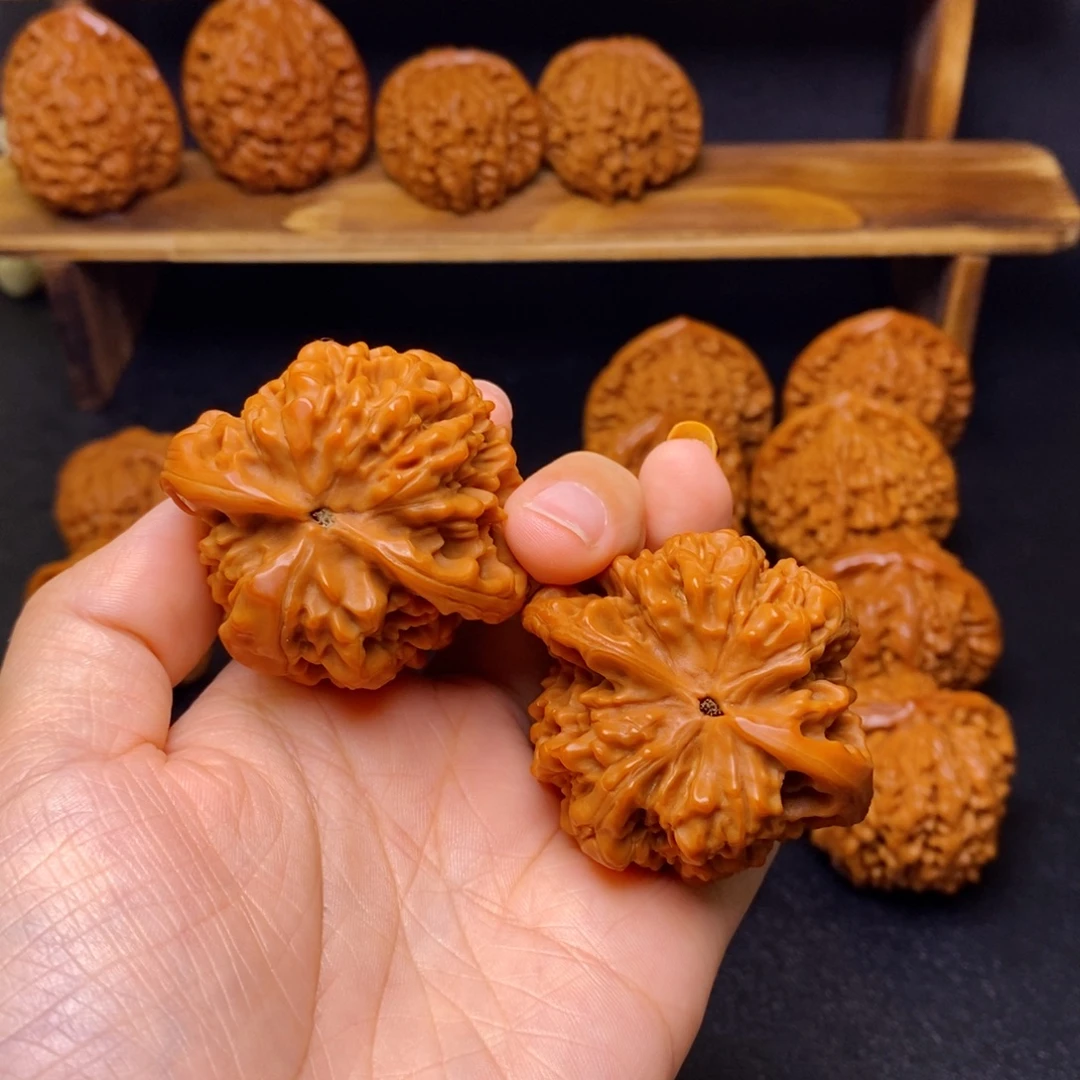 承***欢桃核吊坠福利核桃