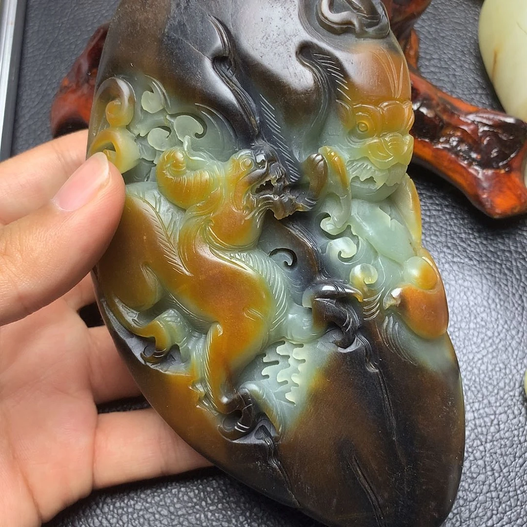 一***A和田玉未镶嵌挂件