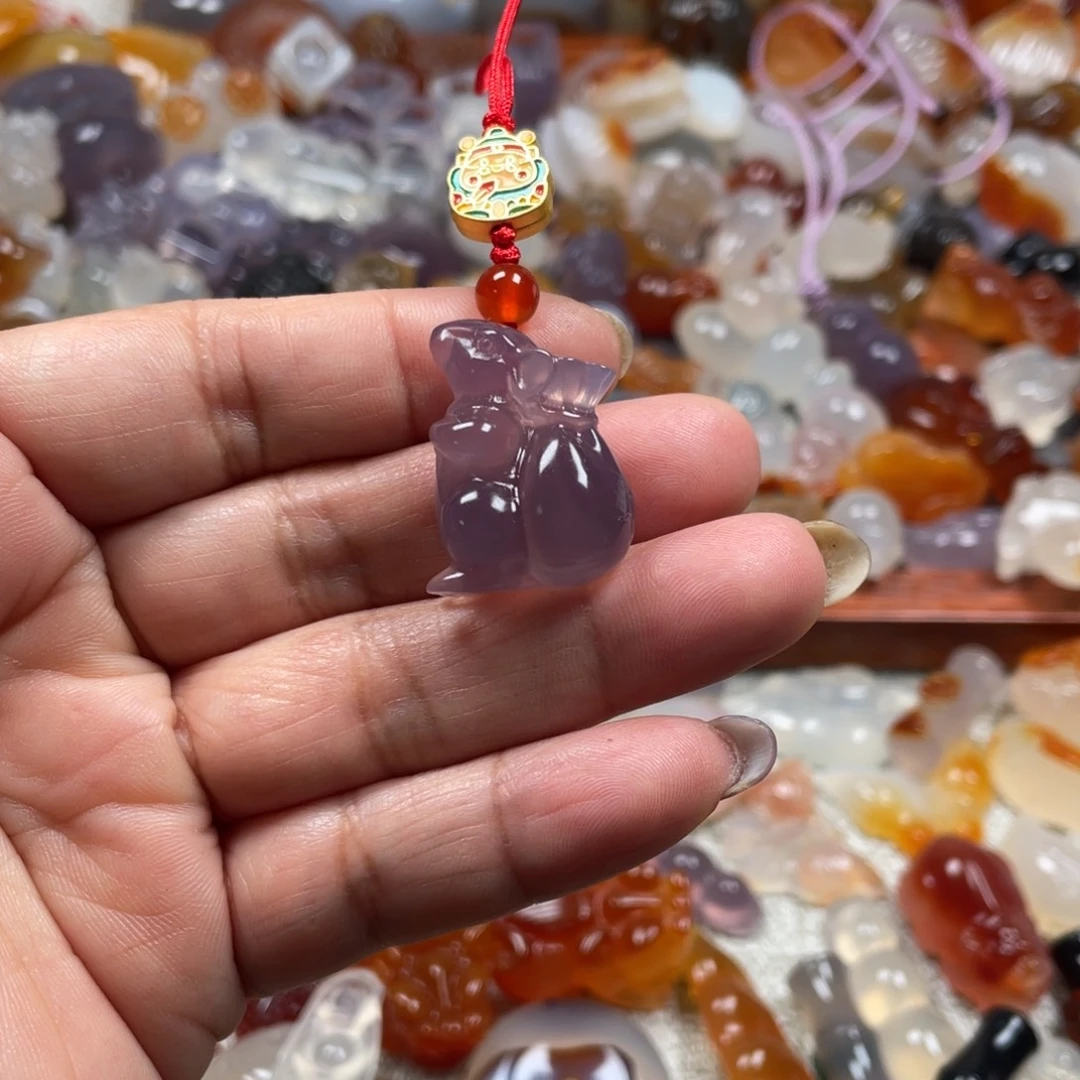 自***乐玛瑙/玉髓未镶嵌颈饰