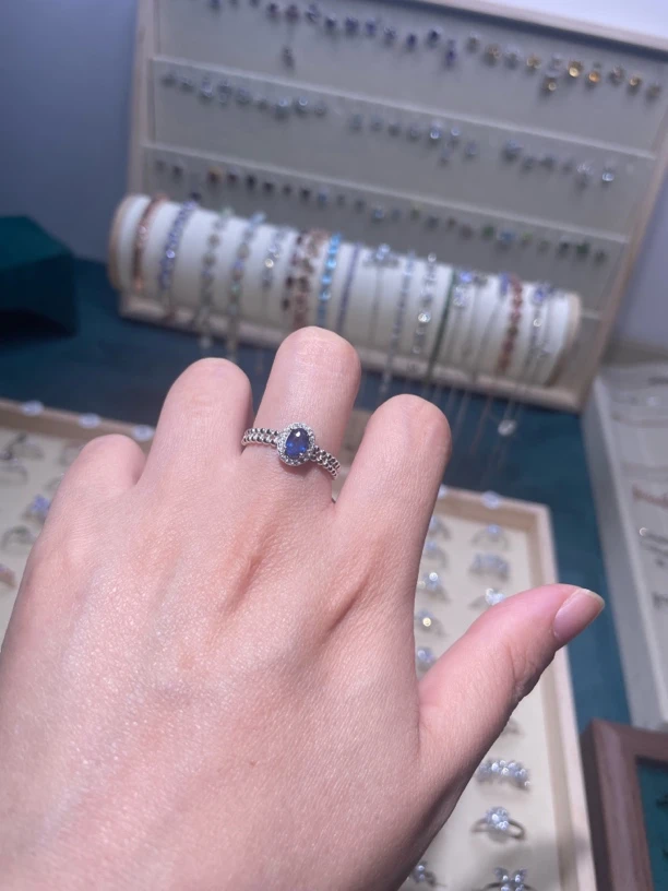 天然蓝宝石戒指，时尚简约百搭