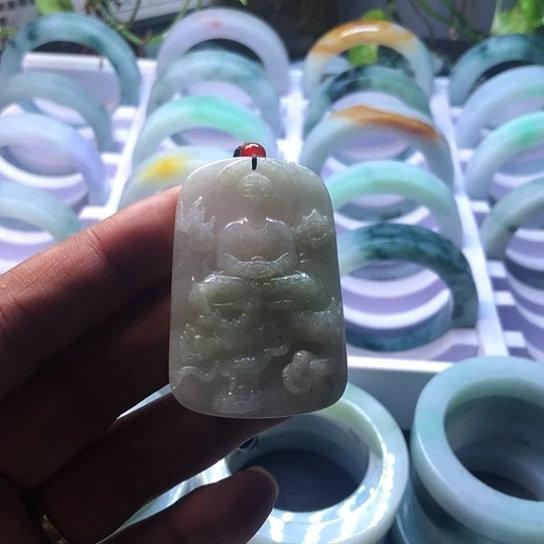 未镶嵌不退不换定制翡翠