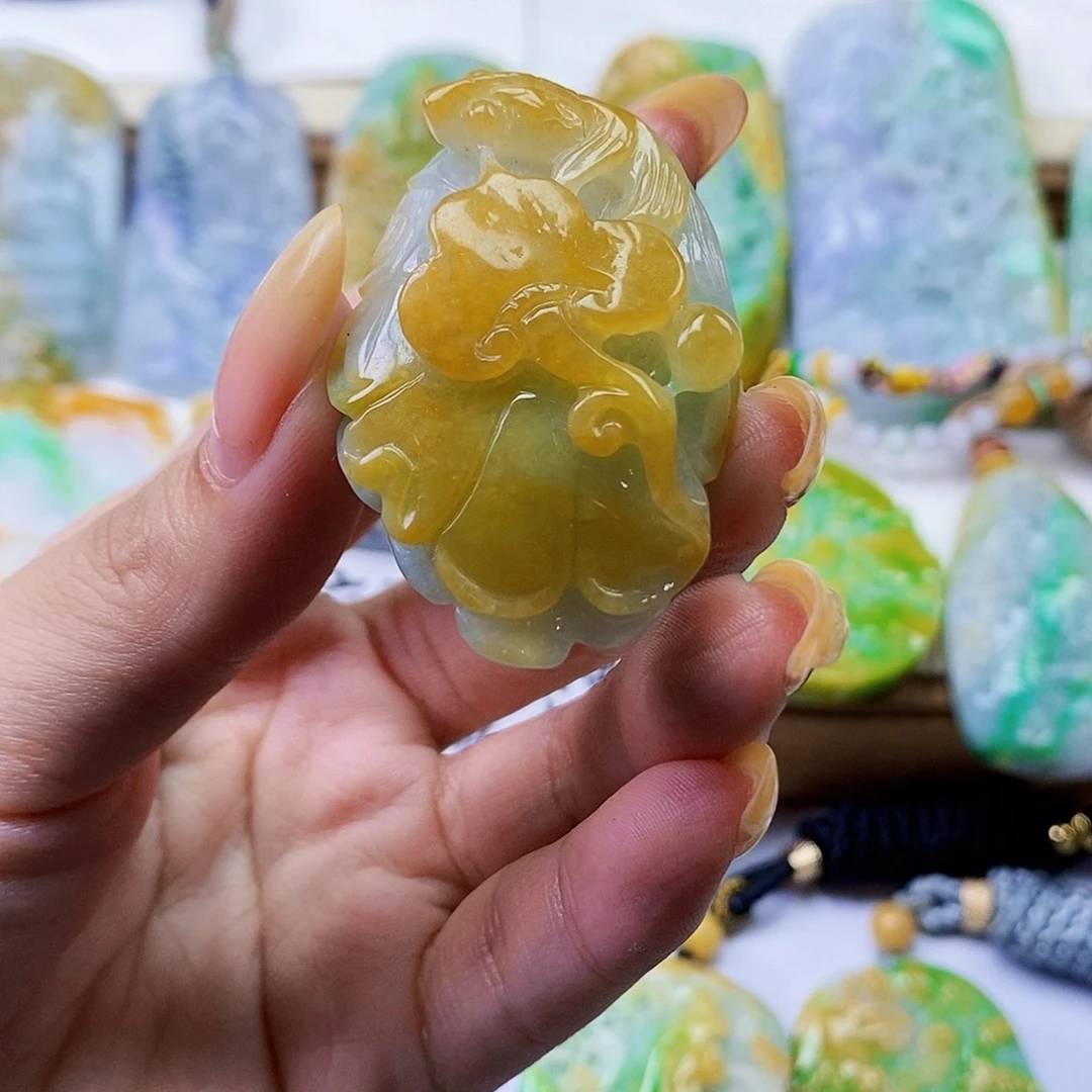 颈饰未镶嵌翡翠翡翠