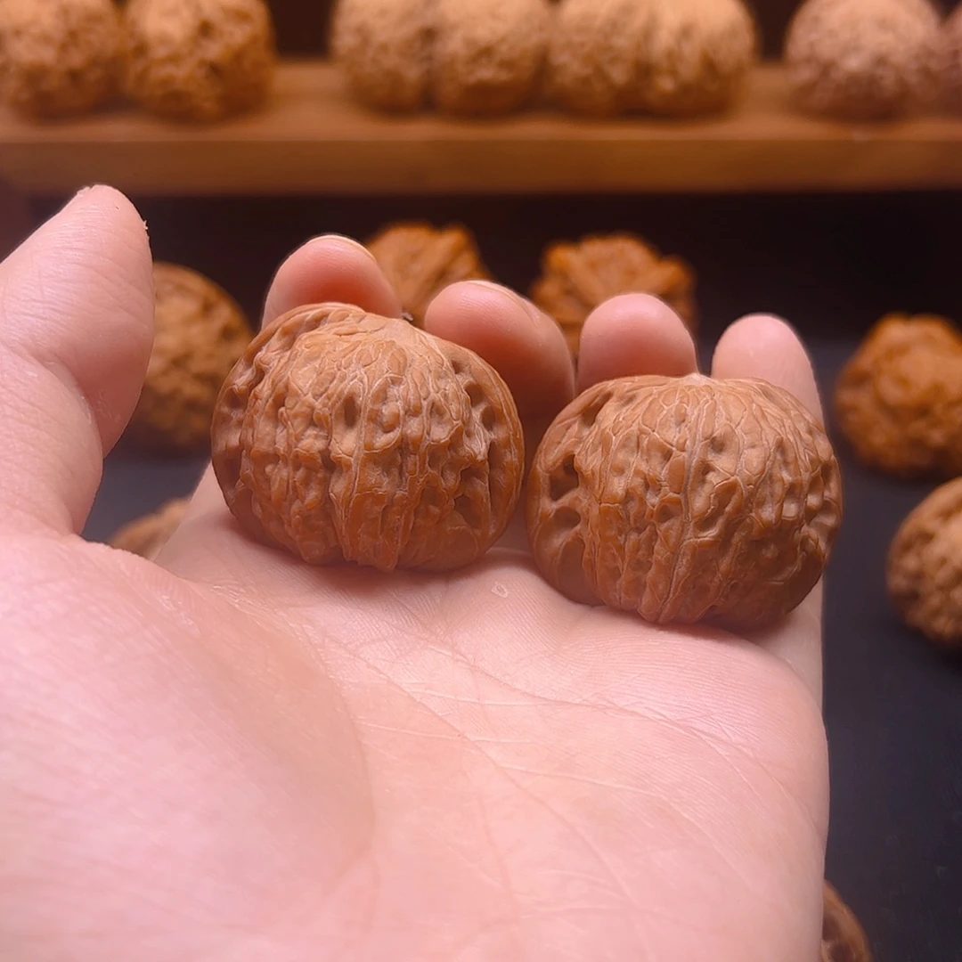 y***i把件核桃蝴蝶对歪38全品