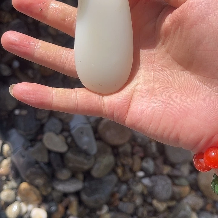 未镶嵌和田玉（糖玉）珠宝奇石