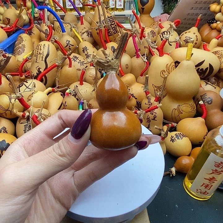 清***欢香榧木葫芦工艺品