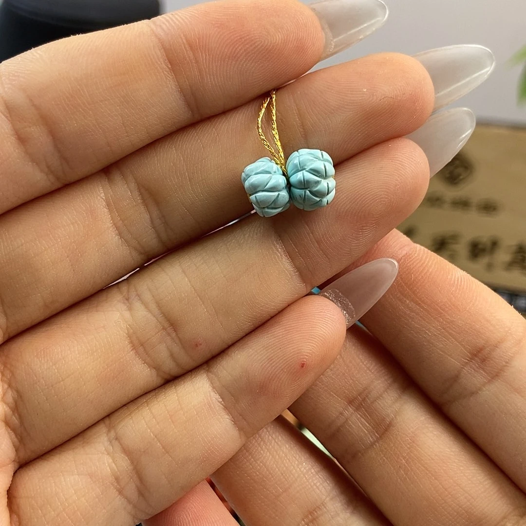 未镶嵌绿松石珠宝奇石