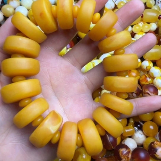 琥珀未镶嵌手链蜜蜡